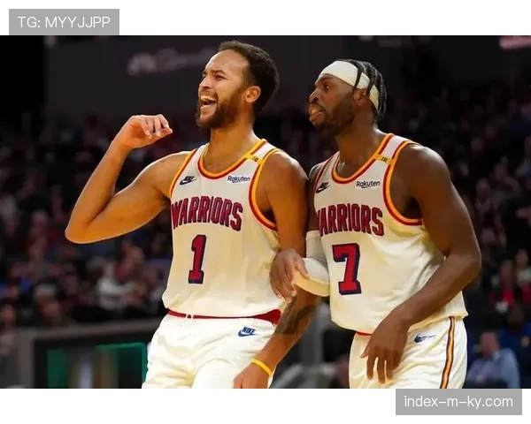 勇士替补席挖掘外线投射点 科尔面临短期应急与长期布局 勇士替补席挖掘外线投射点 科尔面临短期应急与长期布局